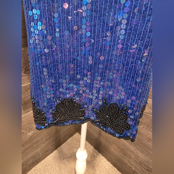 Stenay Royal Blue Sequin Blouse with Black Floral Details - Picture 9 of 14